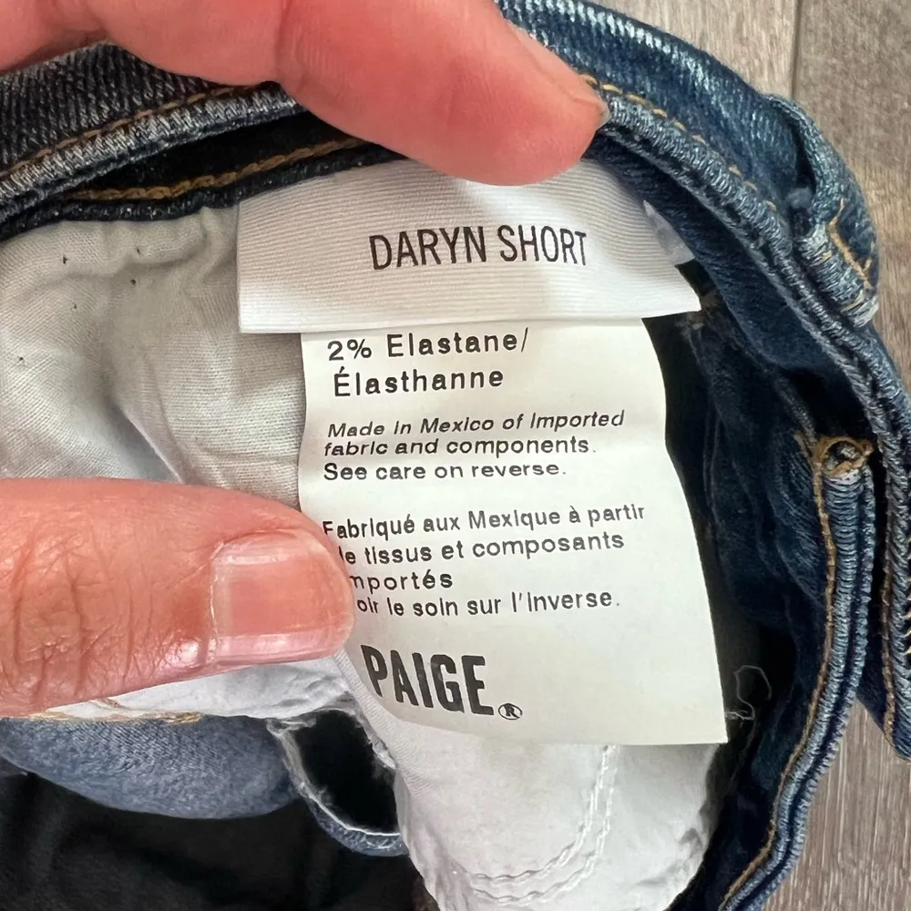 Jeans Shorts Size 28 - Image 2