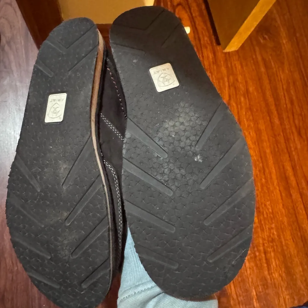 Ariat Striped Slip-On Shoes with Fleece Lining - Image 2