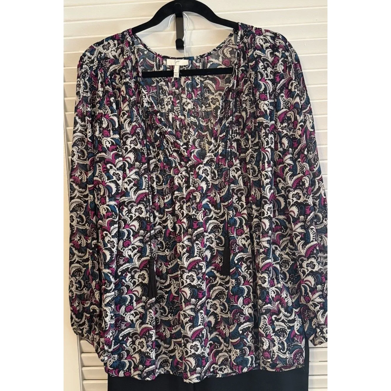 JOIE 100% Silk Paisley Bishop Sleeve Blouse Pleated Tasseled Boho Cottage Size L - Image 4