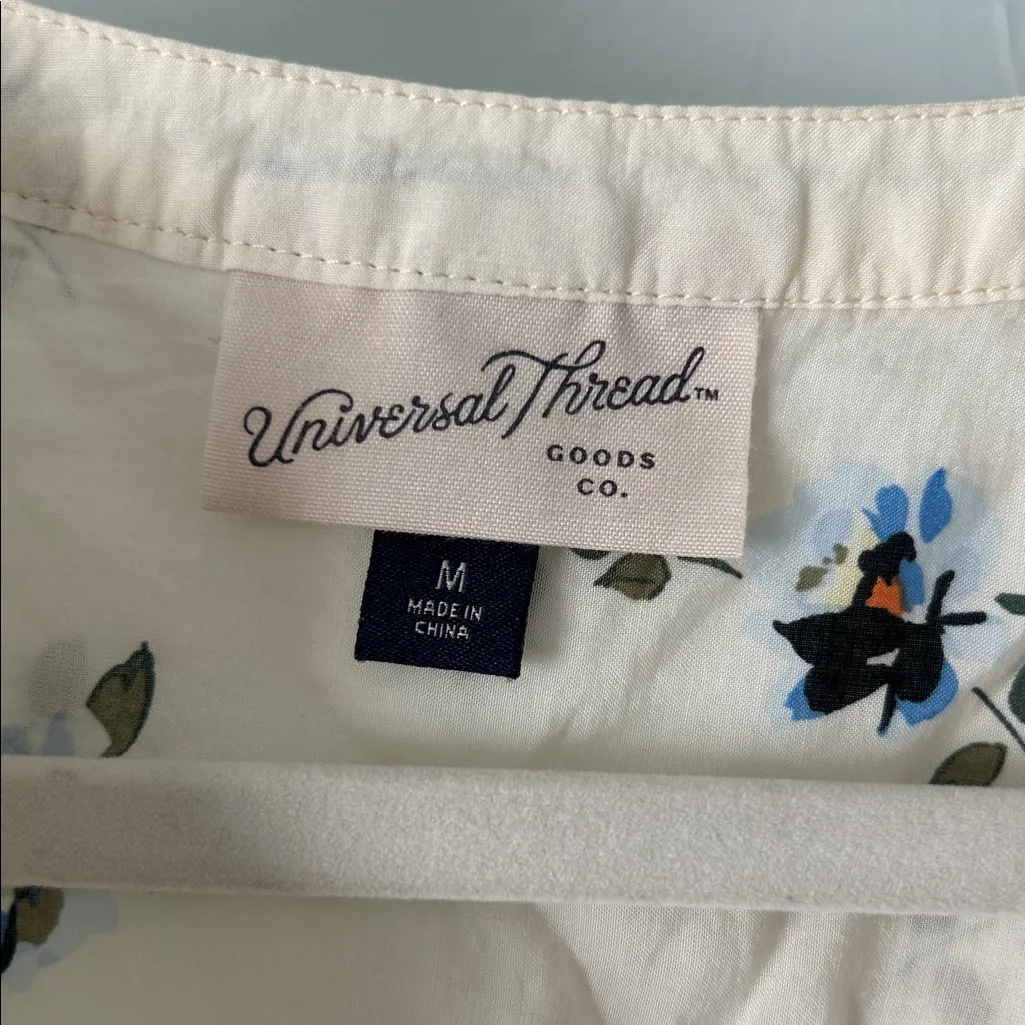 Universal Thread Cream Ruffle Floral Blouse - Image 2