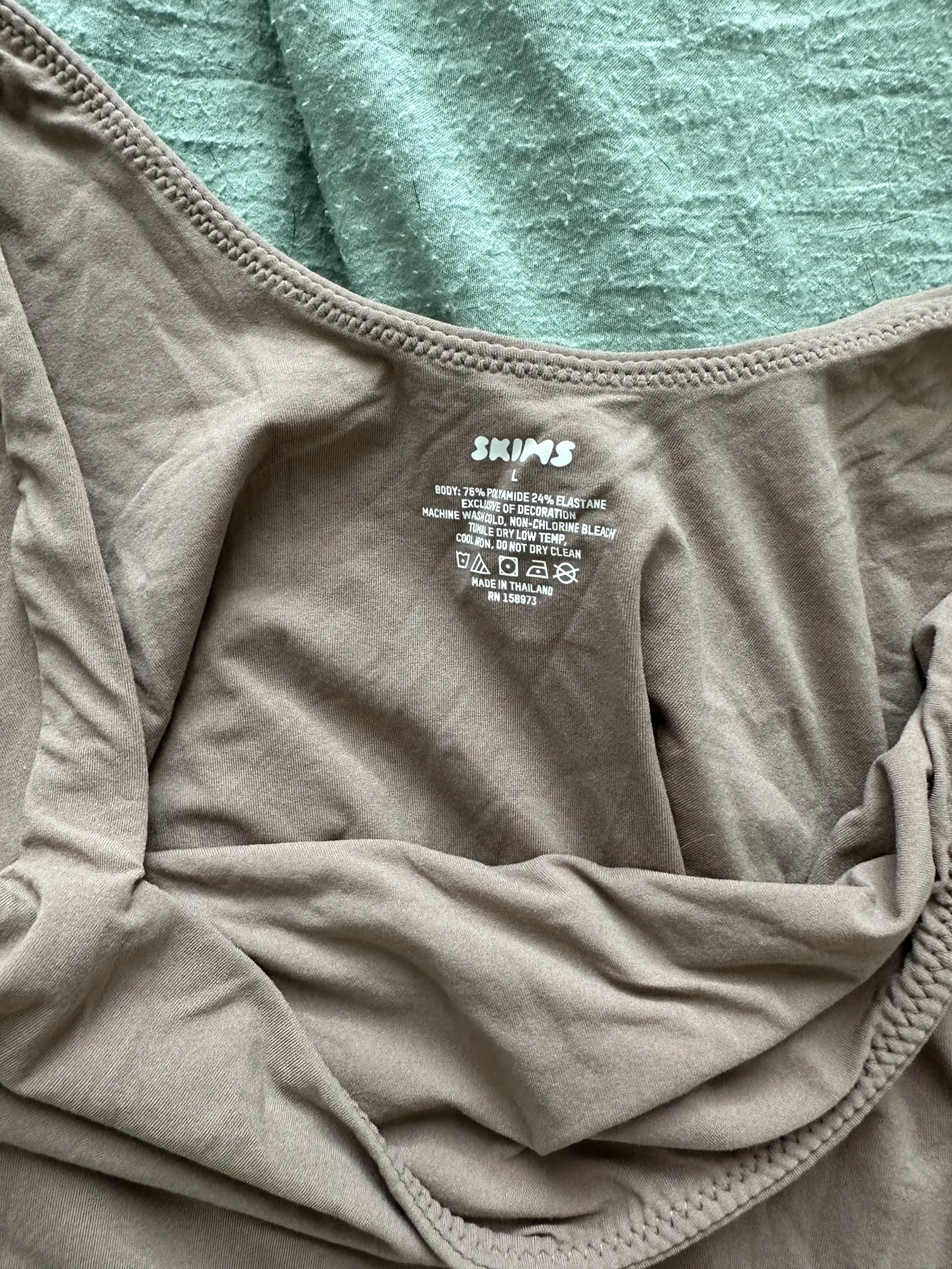 SKIMS Bodysuit - Image 4