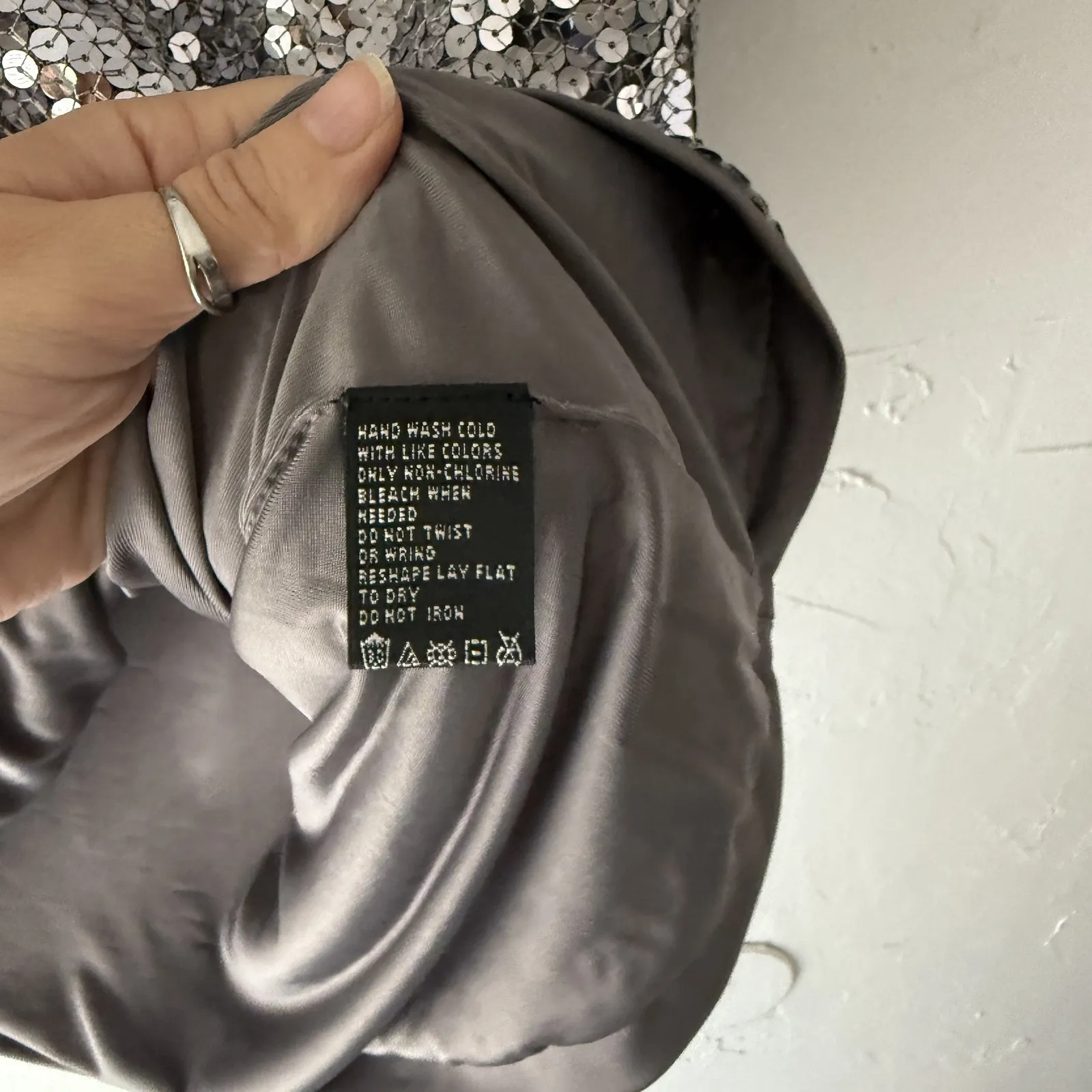 August Silk Shirt Vintage 90s 1X Gray Silver Sequin‎ Party Top Swifty Disco - Image 6