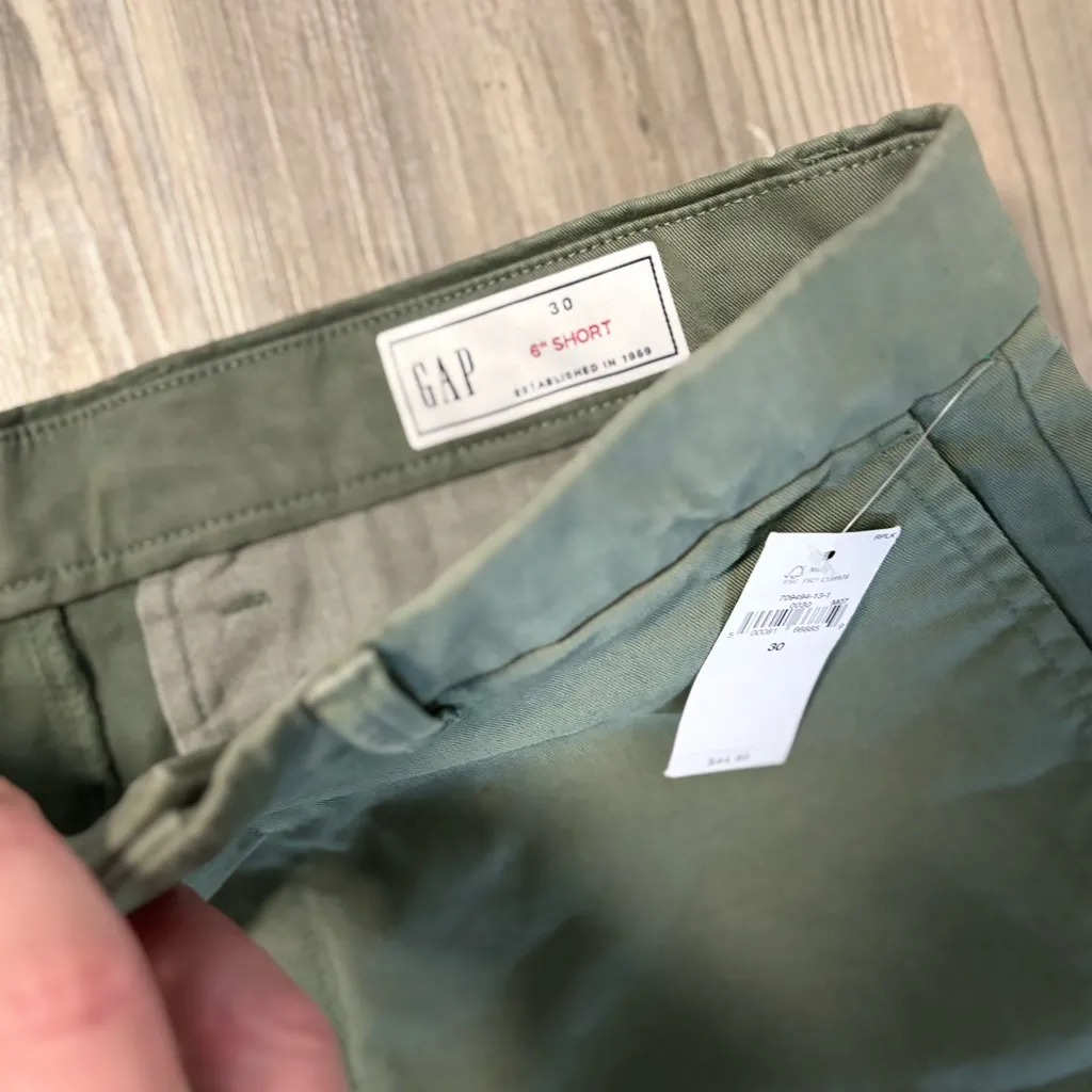 Gap  6” Short – Olive Green – Size 30 – NWT - Image 5