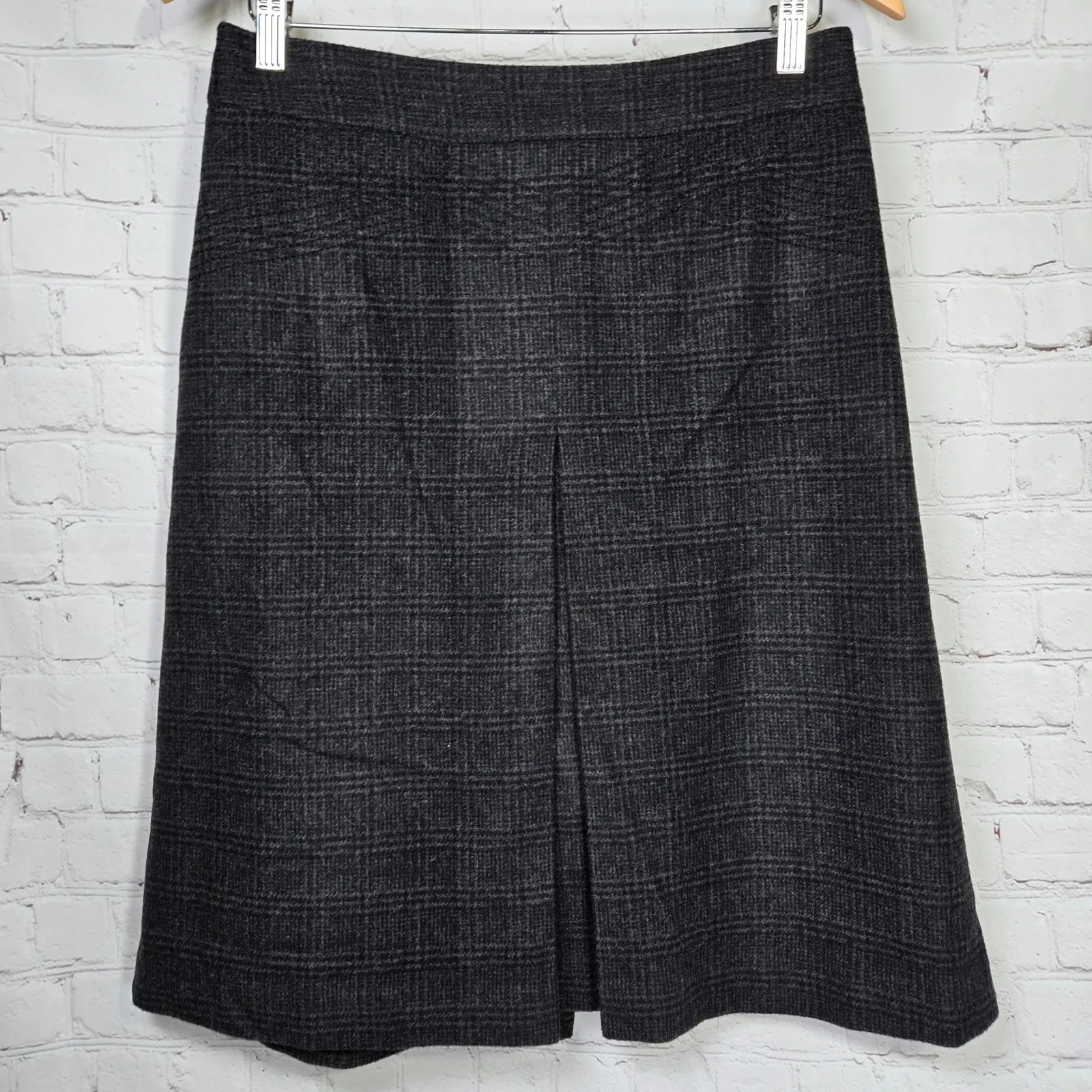 Body by Victoria Plaid Wool Blend Blazer Skirt Suit Set Size 10 Gray - Image 4