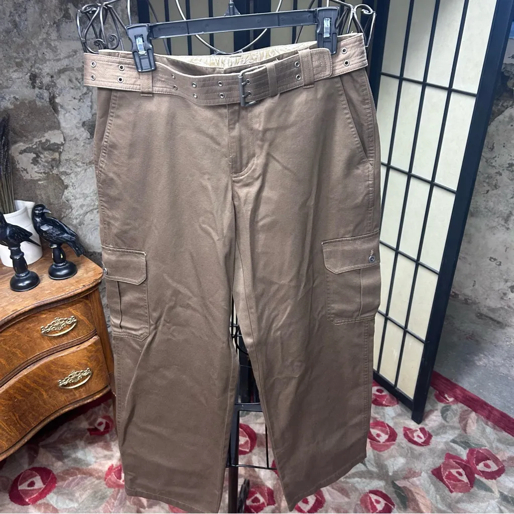 VTG Deadstock Liz Claiborne 'Liz Wear Jeans' 100% Cotton Cargo Pants: Size 8P - Image 2