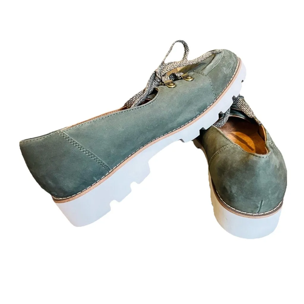 Vionic Teagan Green Nubuck Leather Lace Up Oxford Loafers 7.5 - Image 2