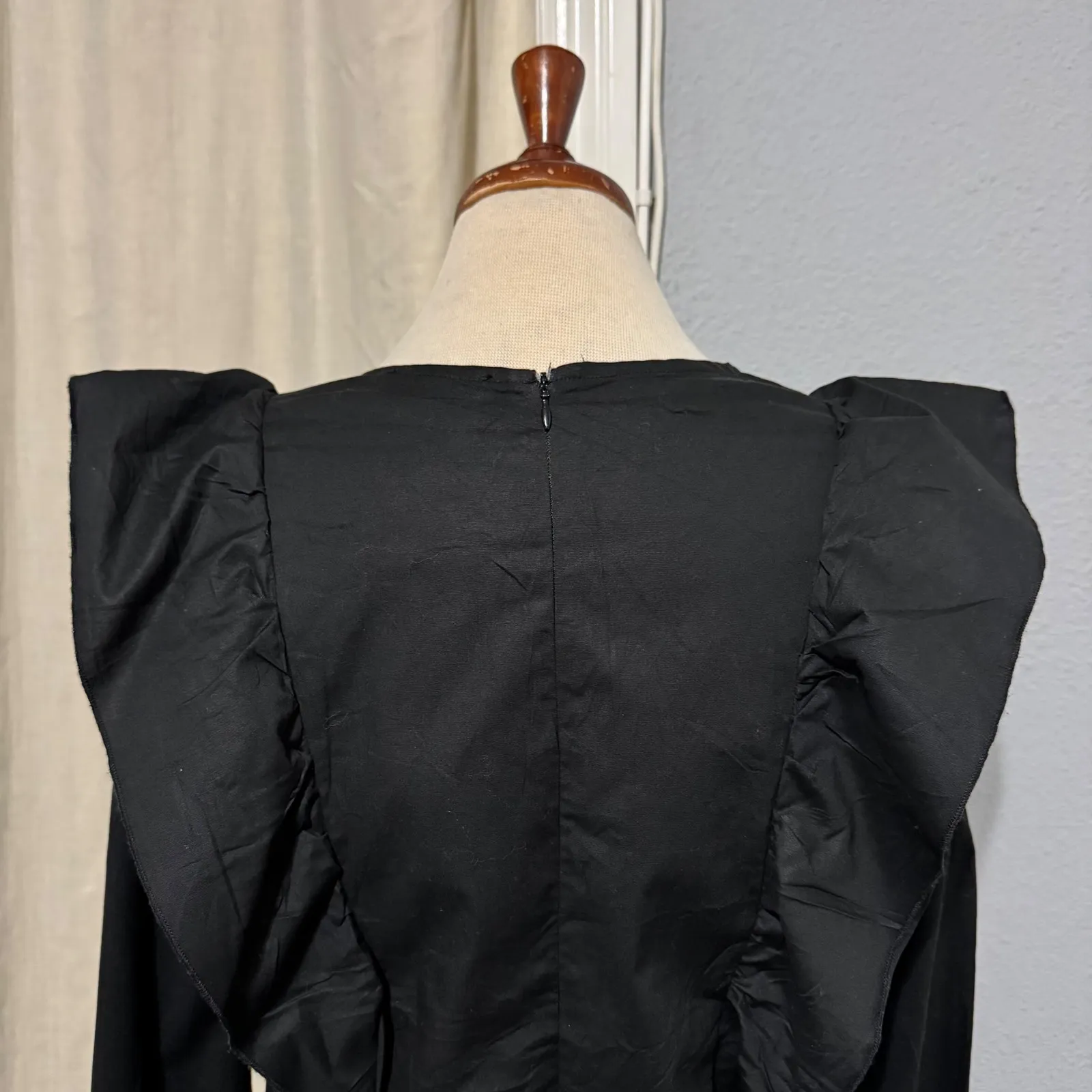 New DREW Black Ruffle Shoulder Long Sleeve Whimsigoth Top Women M Cottagecore - Image 6