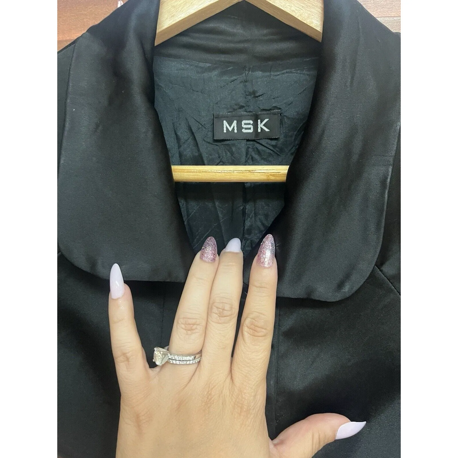 MSK Cropped Satin Women Sz Medium‎ Shiny Black Blazer Jacket 3/4 Sleeves - Image 4