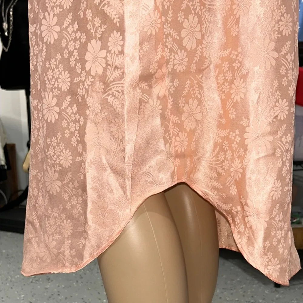 Peach Satin(ish) Chemise Nightgown with Floral Detail (900) Pink Size M - Image 4