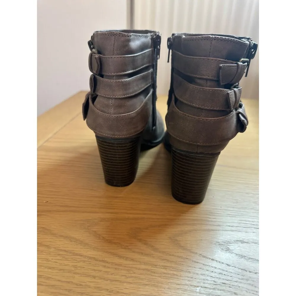 Madden Girl Women's Distressed Toe Stylist Tan Strappy 3" Heel Boots Size 9.5 - Image 8