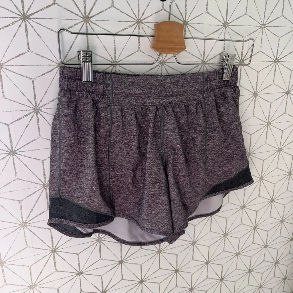Lululemon Hotty Hot Short 6 Tall - Image 5