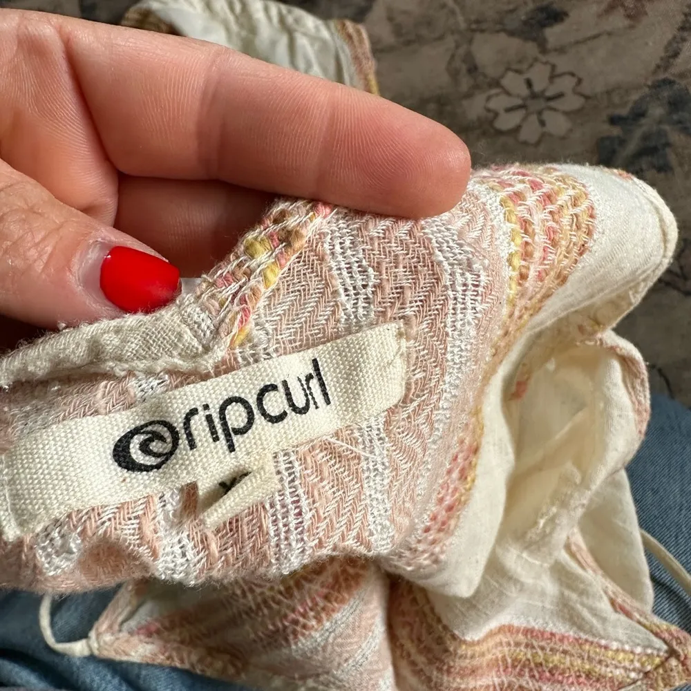 Rip Curl Cream and Pink Textured Dress - Image 5