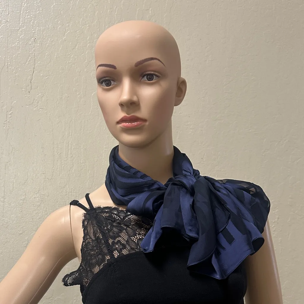 Fendi Elegant Navy Blue Scarf - Image 2