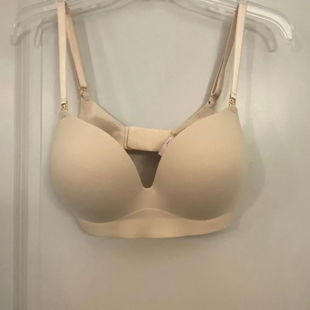 Victoria’s Secret bra padded no wire bra size 34D - Image 2