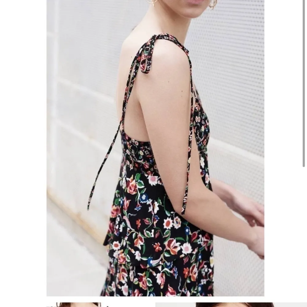 Club Monaco Suukyi Dress Floral Tiered Ruffle Size 10 Party NWOT V Neck spring‍ - Image 5