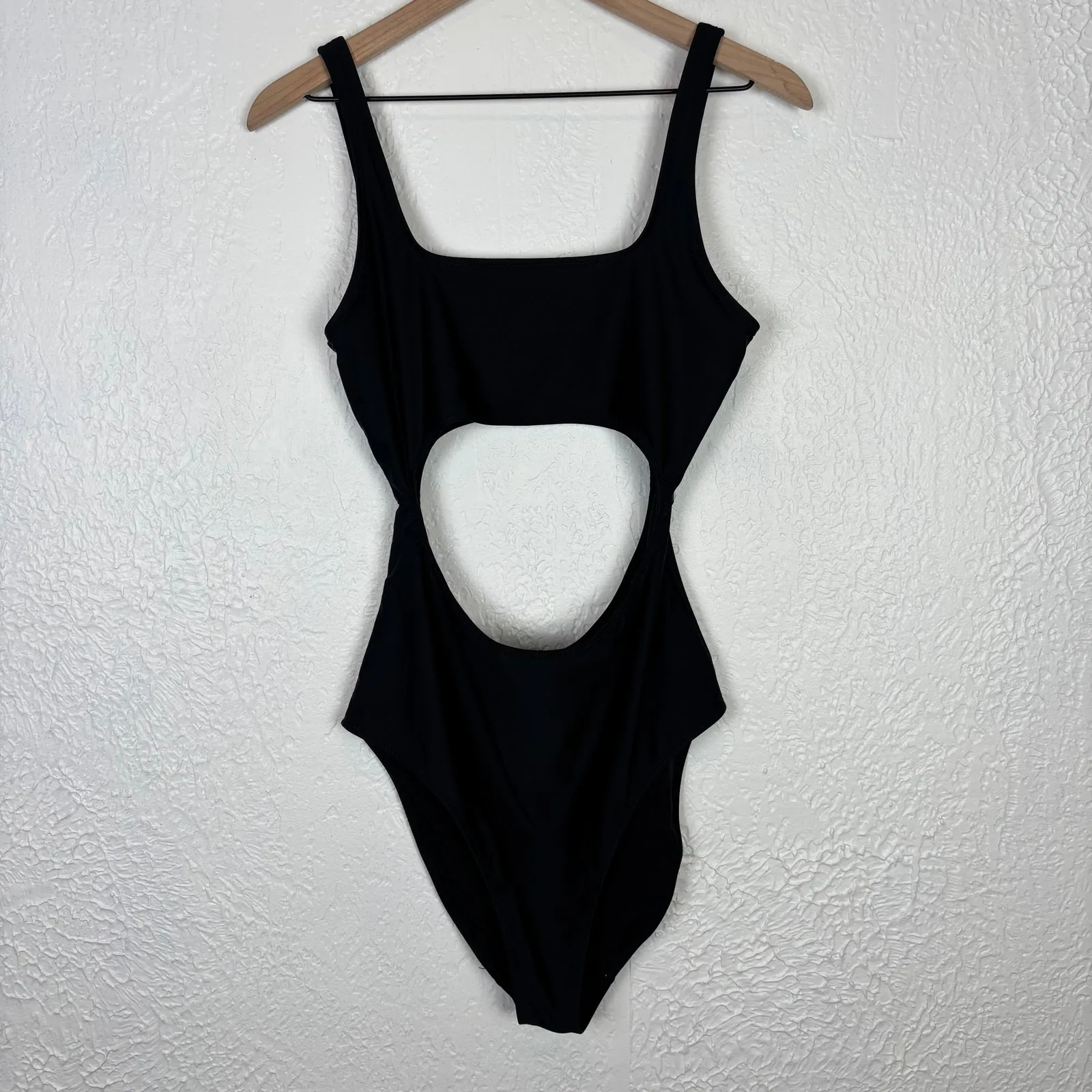 Aerie Black Cut Out Scoop One Piece Cheeky Swimsuit Size Large Long - Image 4