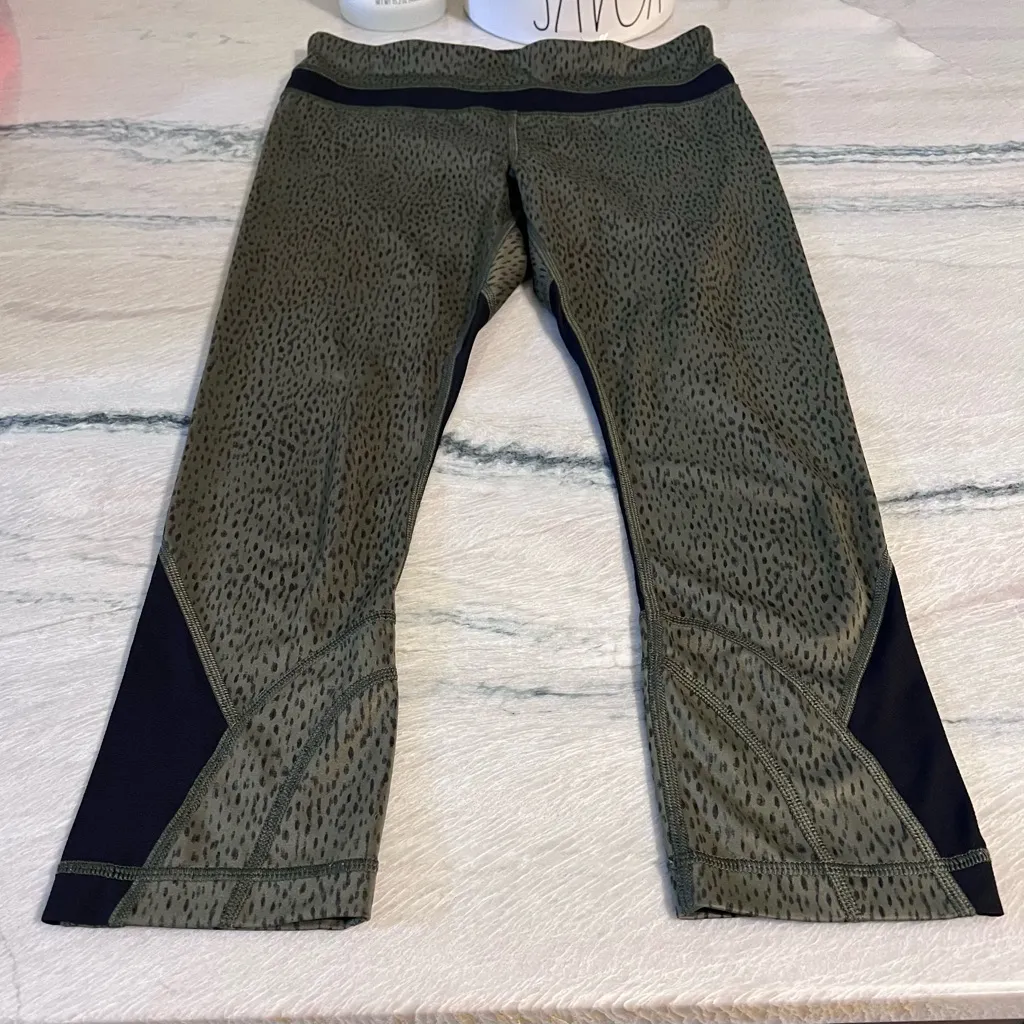 Lululemon Run: Inspire Crop II *Full-On Luxtreme (Mesh) - Image 5