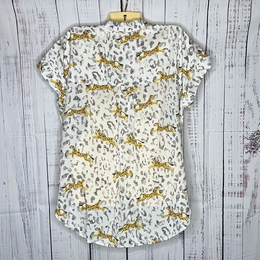 Jane + Delancey NWT Size L Leopard Animal Print Boxy Button Down Shirt Top - Image 2