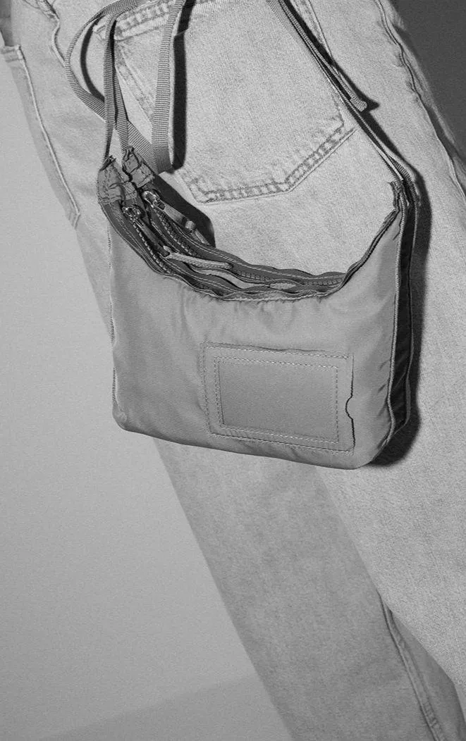 nylon shoulder bag new with tag - Image 8