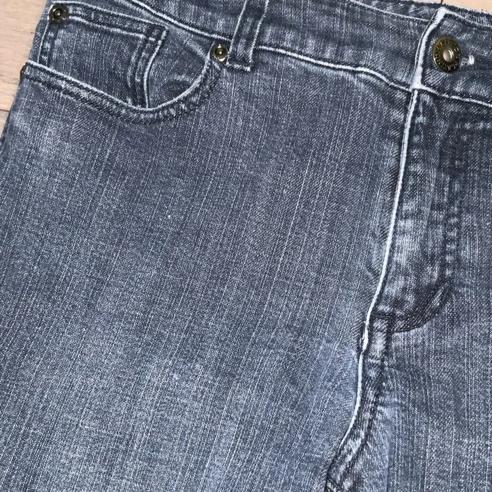 Chico’s Platinum High Waist Bootcut Medium Wash Stretch Jeans Tall 0.5 (4-6) - Image 4