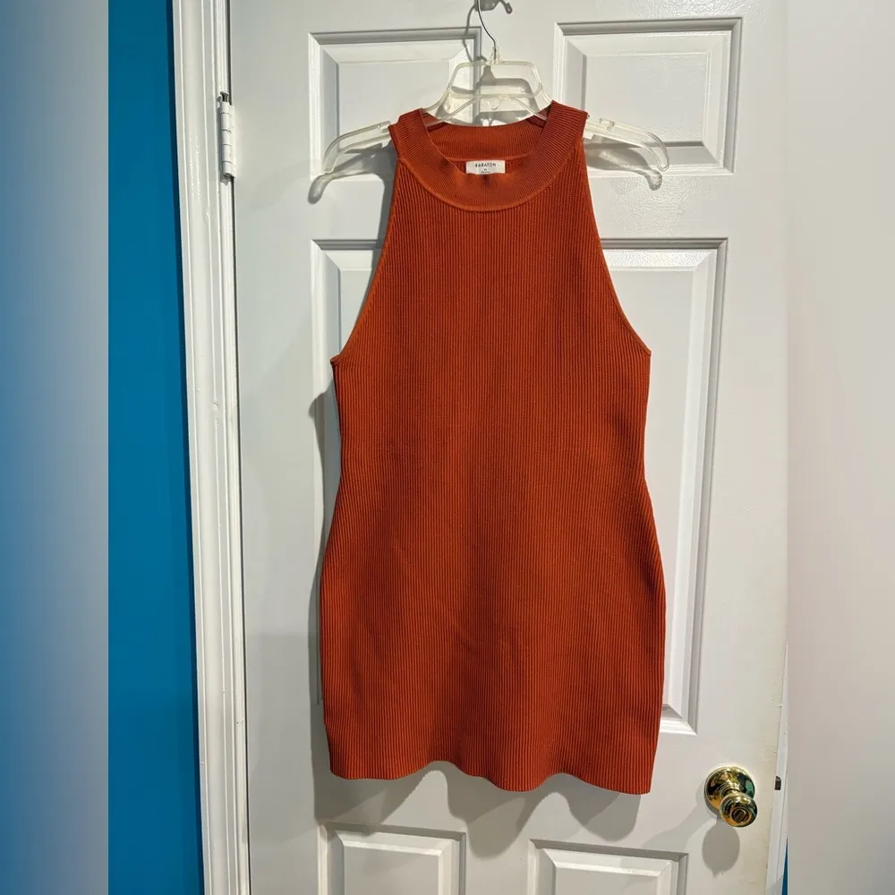 Aritzia Babaton halter sculpt knit ribbed mini dress sz XL Orange - Image 3