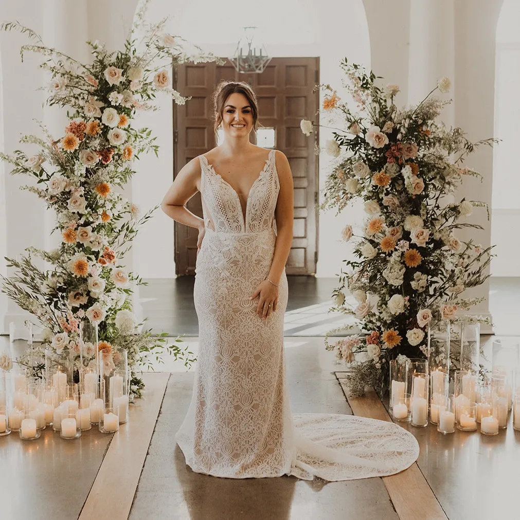 Blue by Enzoani Wedding Dress Raya White Size 12 - Image 2