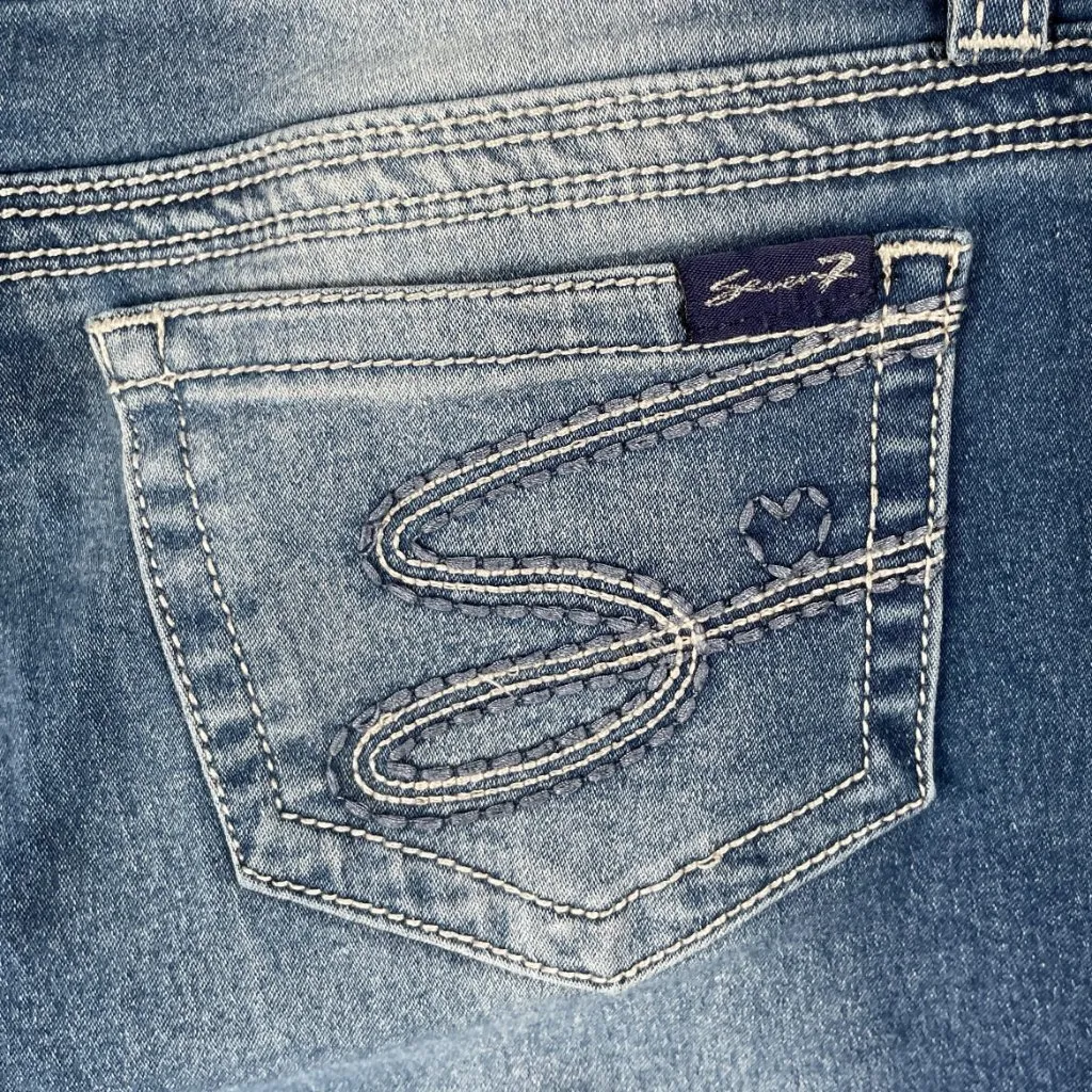Seven7 Straight Leg Jeans Womens 16 Dark Wash Denim Heart Pocket Y2K Embroidered - Image 3
