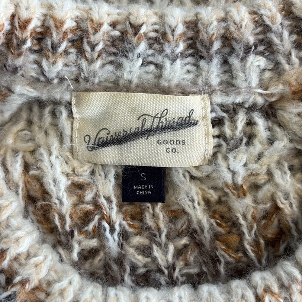 Universal Thread Women's Brown Chunky Knit Rolled Hem Boxy Sweater Small - Image 3