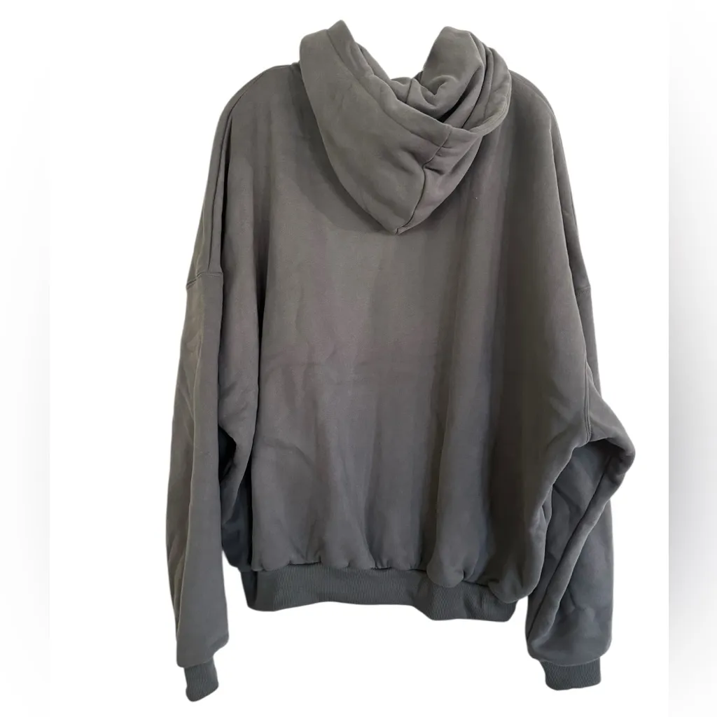 Comfrt Cloud Zip Hoodie size medium wolf grey Gray - Image 3