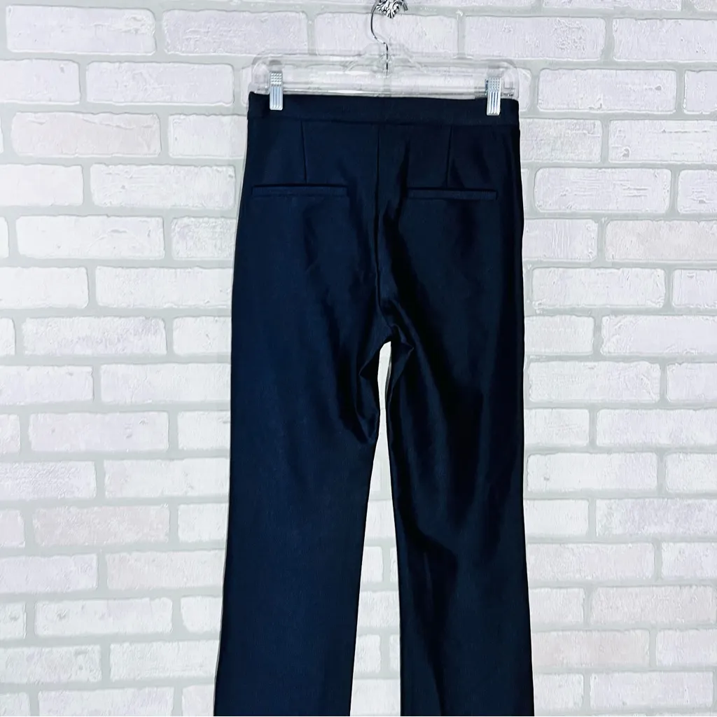 Good American Compression Shine Straight Crop Pants in Black 001 Size 4/27 - Image 7