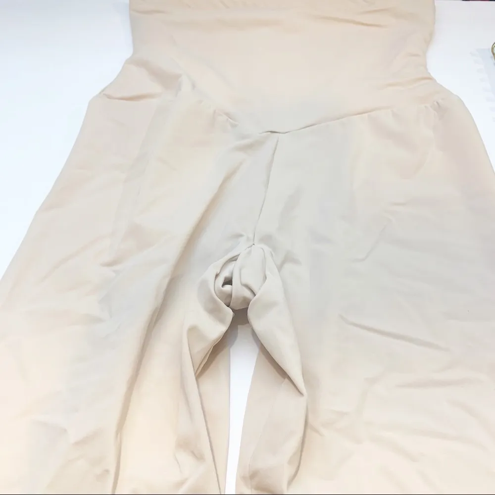 Maidenform Size Medium Nude Firm Foundation Thigh Slimmer Shapewear Shorts - Image 6