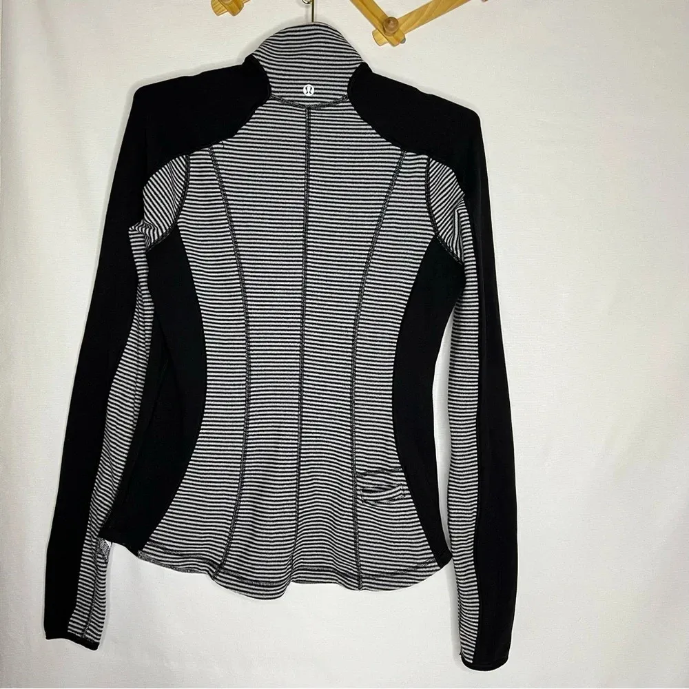 Lululemon Run: U-Turn Pullover Mini Check Pique Black White Sz 10/12 Reversible - Image 4