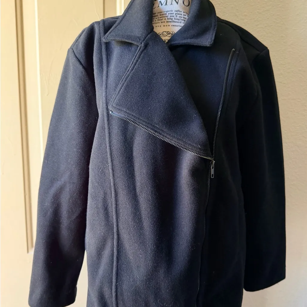 Banana Republic Black Bomber Jacket - Image 6