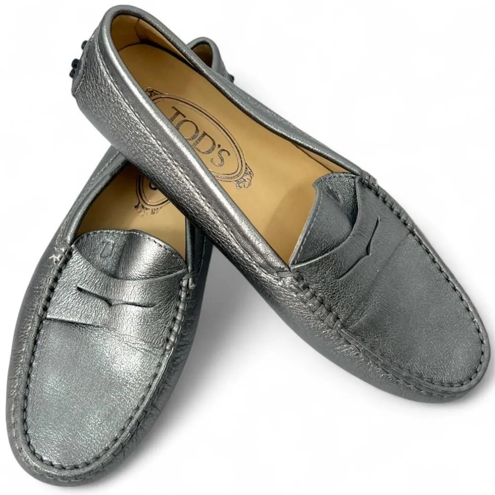 TOD'S 35 / 5 Gommino Driving Shoes Leather Metallic Silver Loafer Flat Slip On - Image 2