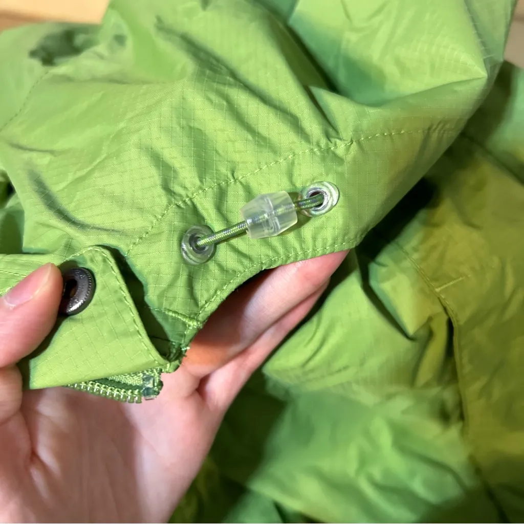 L.L. Bean Green Waterproof Ripstop Rain Jacket Size Small Nylon - Image 11