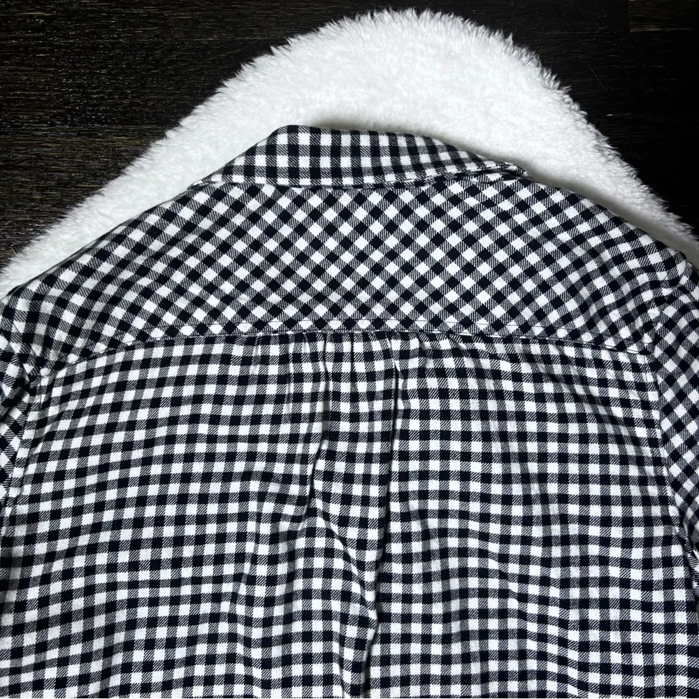 Lands End Black and White Cotton Buffalo Plaid Button Up Flannel Shirt - Image 6