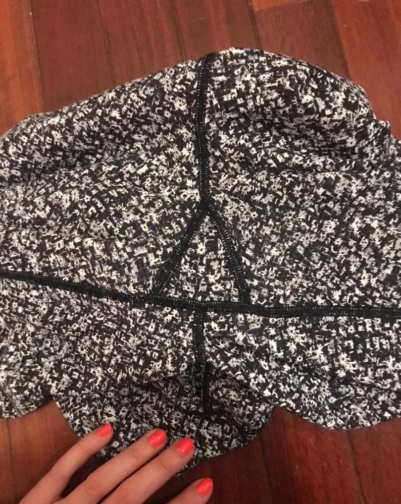 Lululemon Patterned Leggings - Image 2