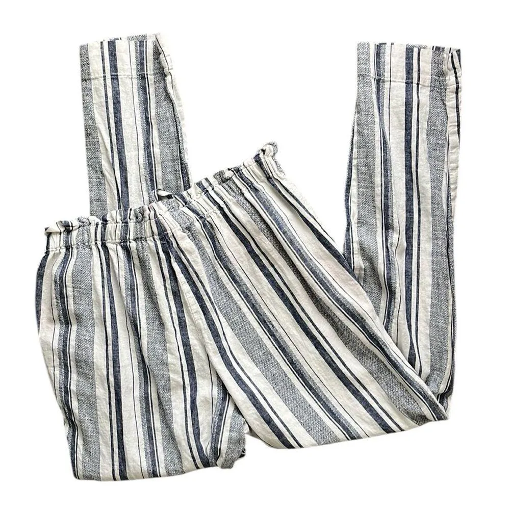 BeachLunchLounge
Striped Tapered-Leg Pants - Image 5