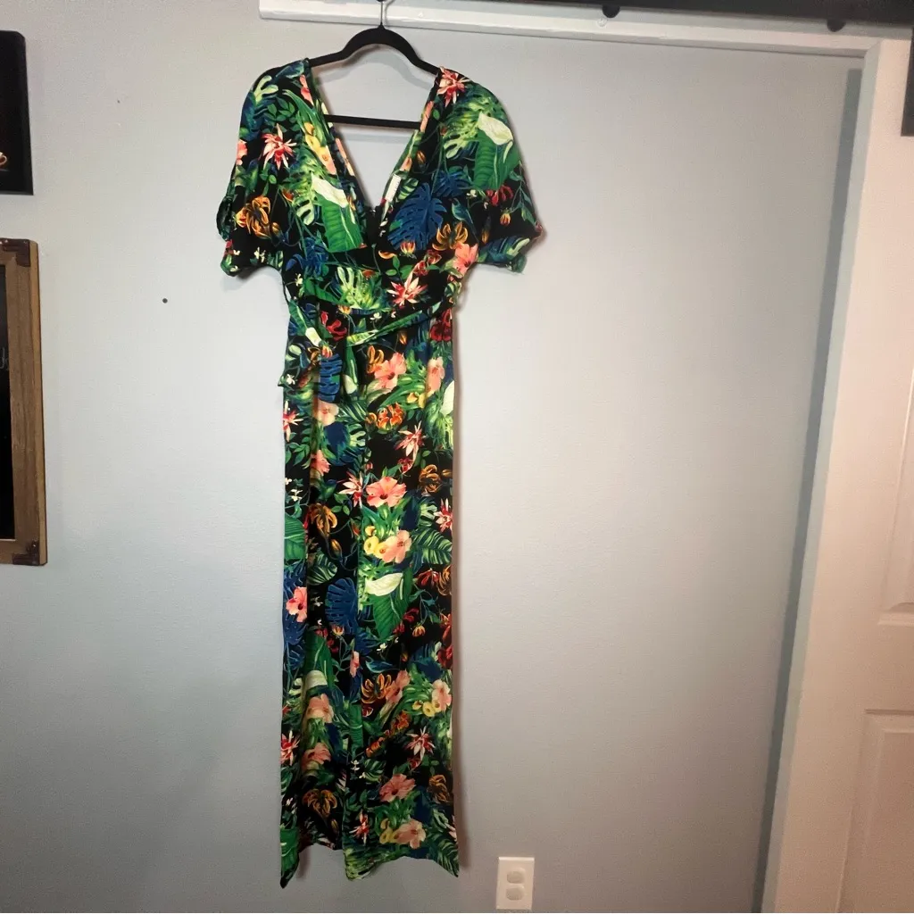 Bella Ella Copacabana Wide Leg Jumpsuit Tropical Print Size Small V - Image 10