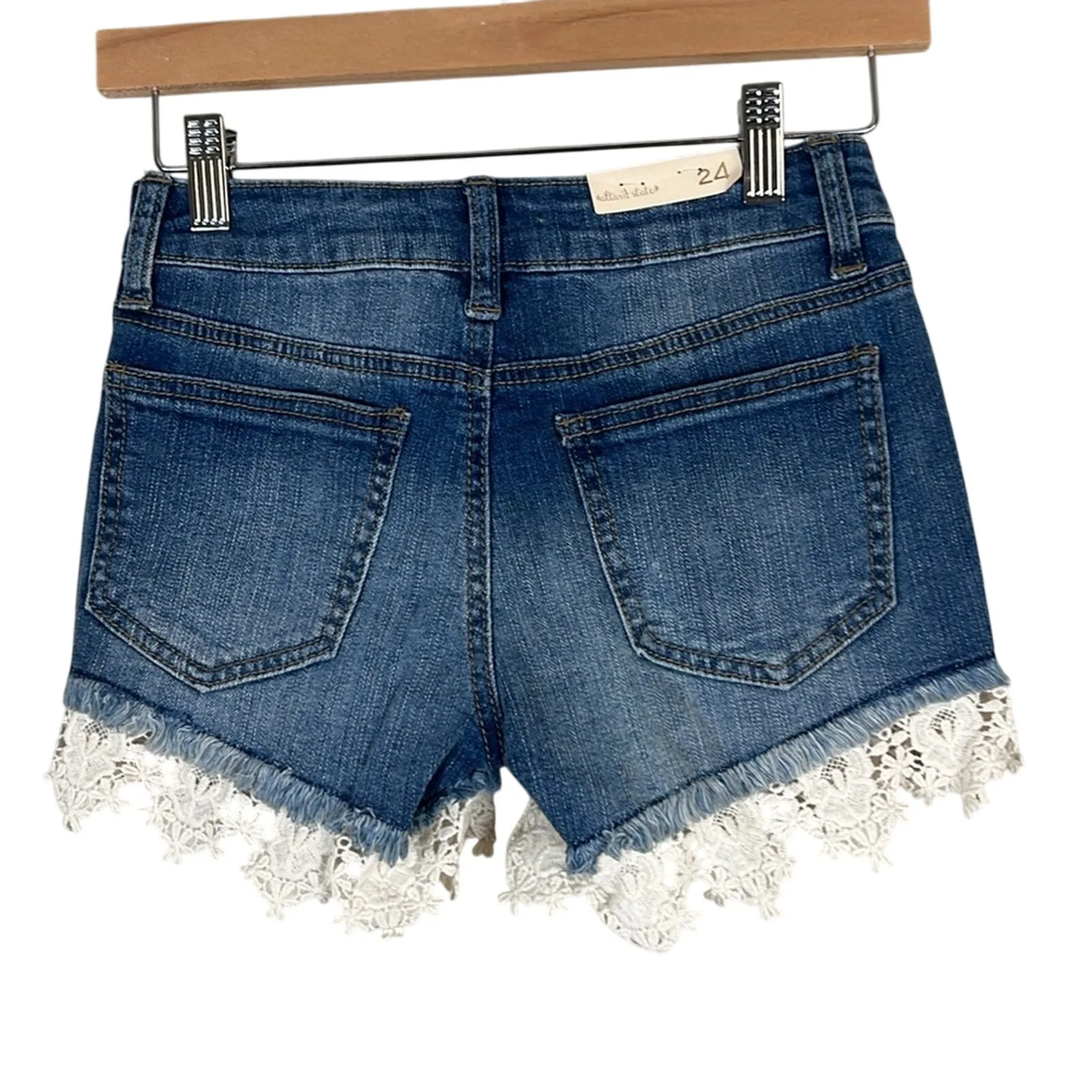 NWT Altar’d State Jean Shorts Womens 24 Distressed Crochet Cottagecore Festival - Image 3