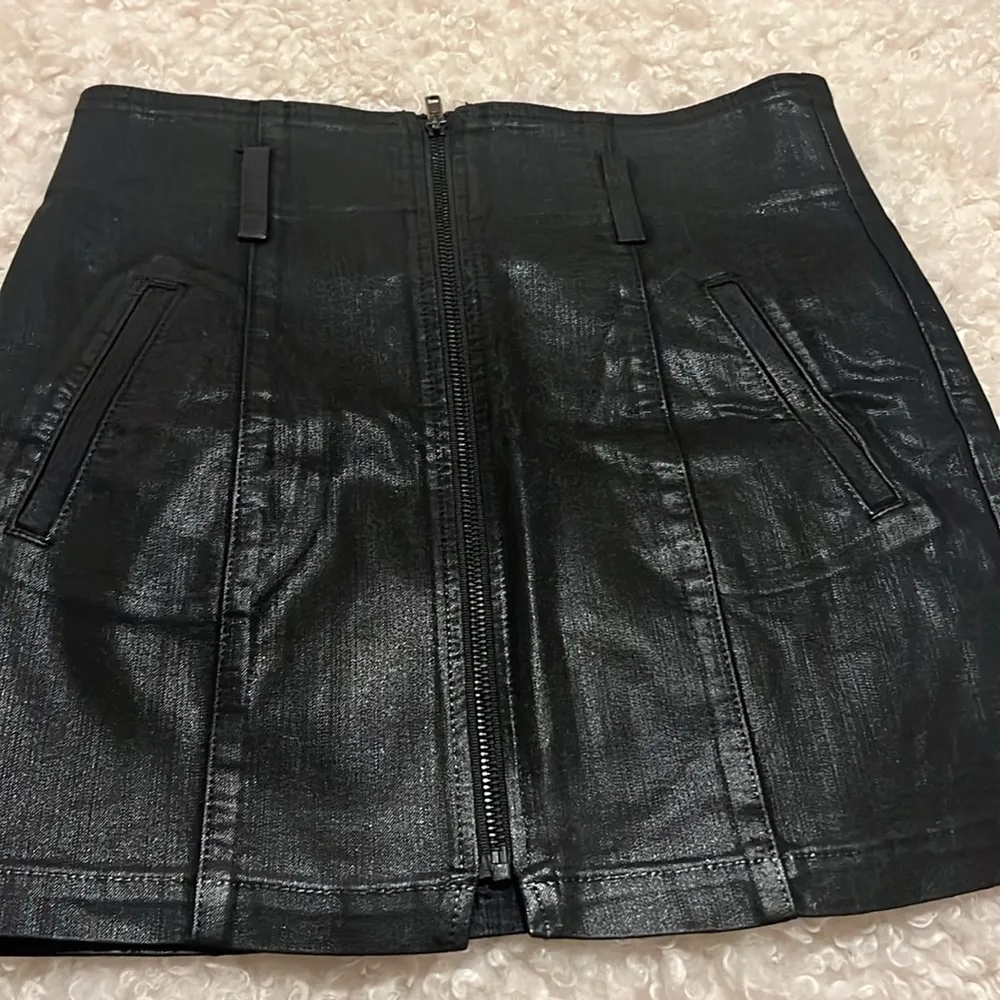 Carmar zip mini skirt size 26 Black - Image 2