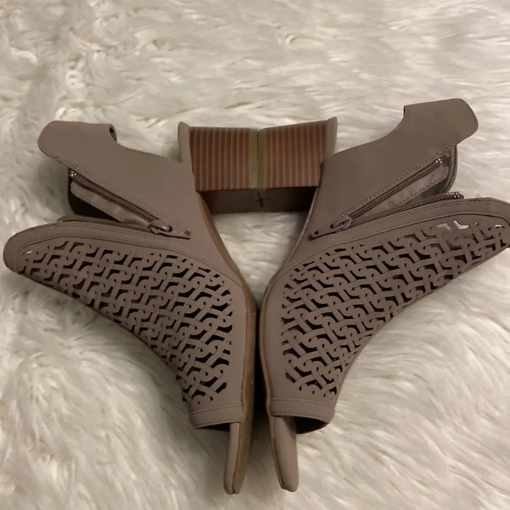 Comfort Sandals size 10 very good condition use but good see pictures - Image 6