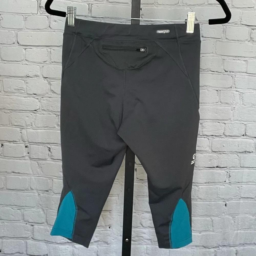 North Face Flight Series Cropped Leggings - Image 2
