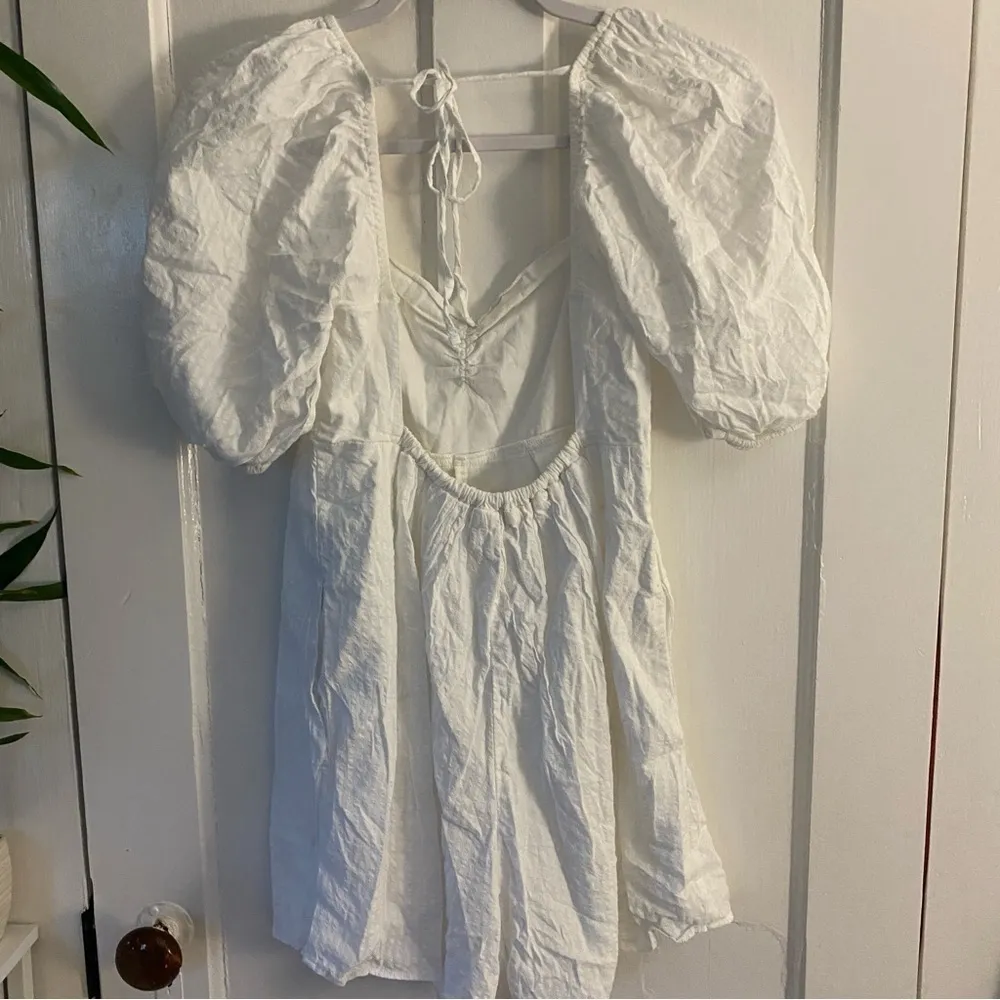 Abercrombie & Fitch White Puff Sleeve Romper - Image 7