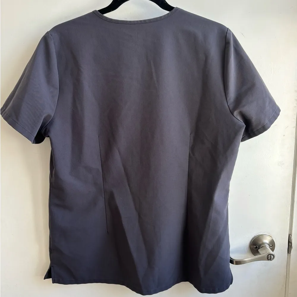 Figs Casma Three Pocket Scrub gray‎ Top medium nurse hospital work - Image 3