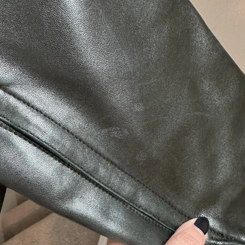 Genuine Leather Black Zip Up Jacket Large - Image 9