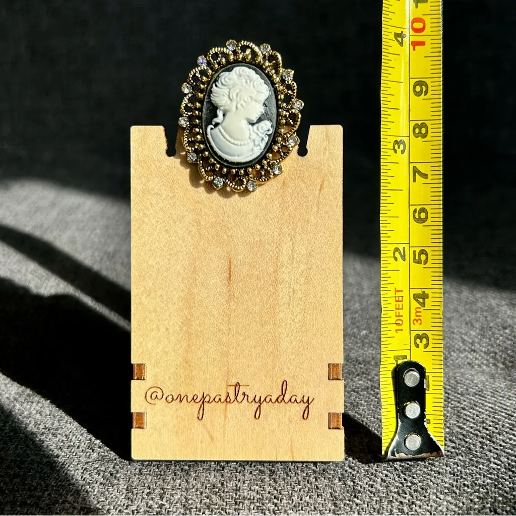 Sparkly Cameo Brooch Pin, Rhinestone Filigree Edging Detail, Black, White, Gold Black - Image 8