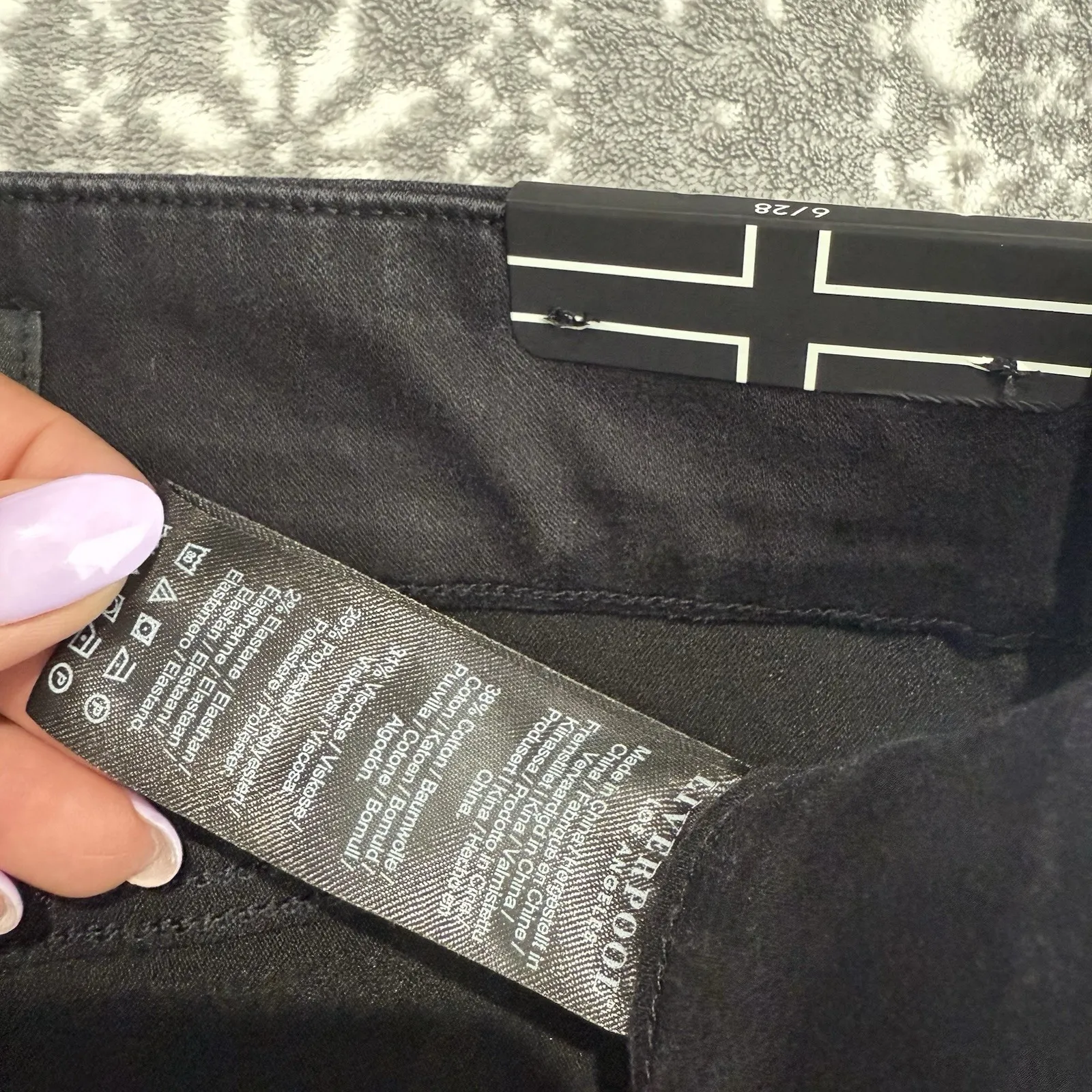 NWT Stitch Fix Liverpool‎ Chloe Pull On Ankle Skinny Black Rinse Size 6/28 - Image 6