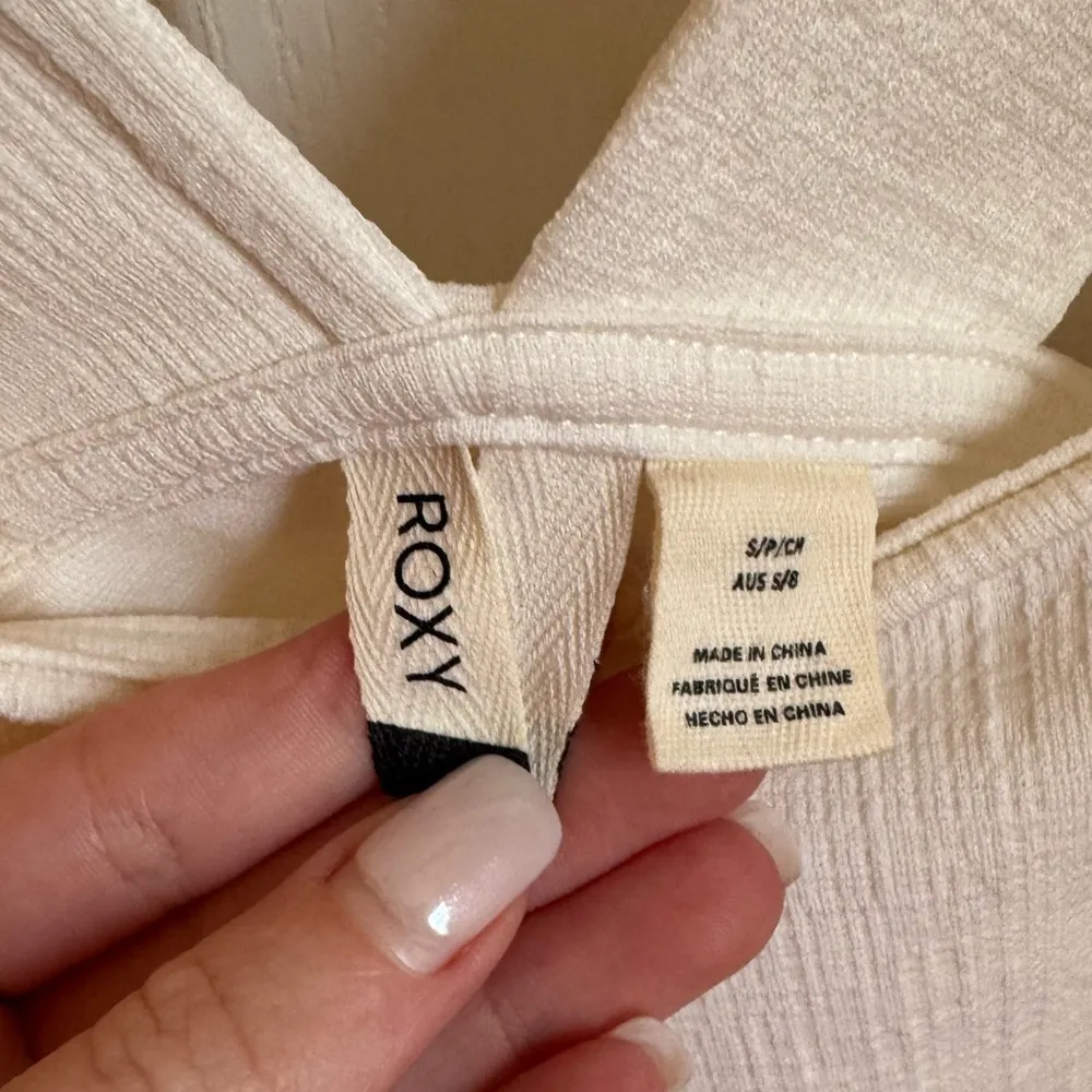 ROXY white crop top - Image 2