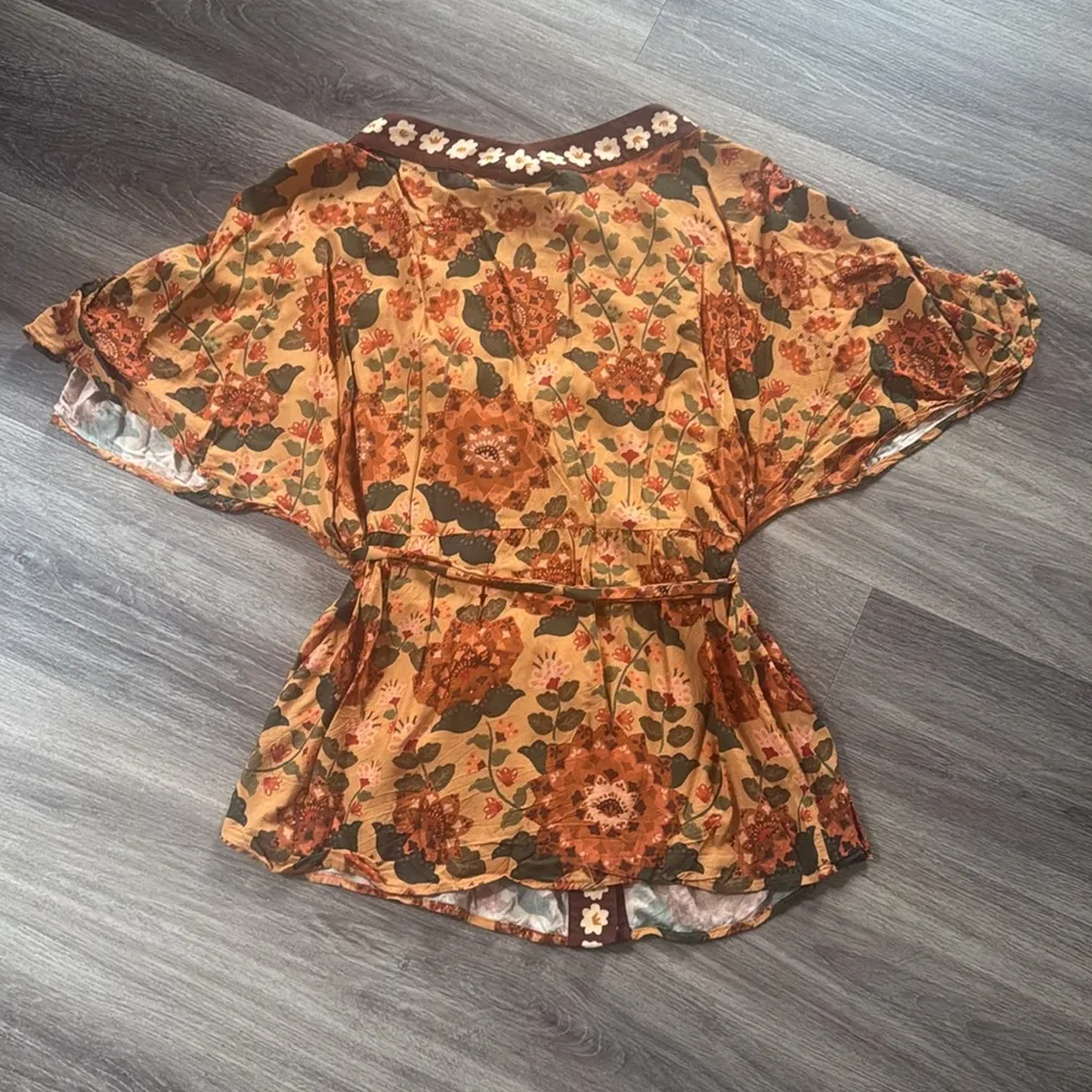 Farm Rio X Anthropologie Button Front Blouse Floral Dolman Sleeve Top Waist tie - Image 2